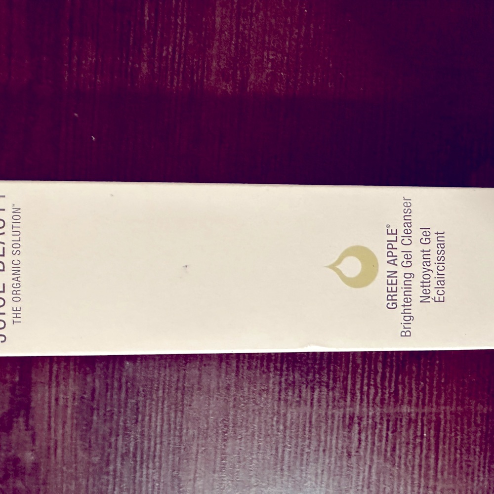 Juice Beauty Brightening gel Cleanser